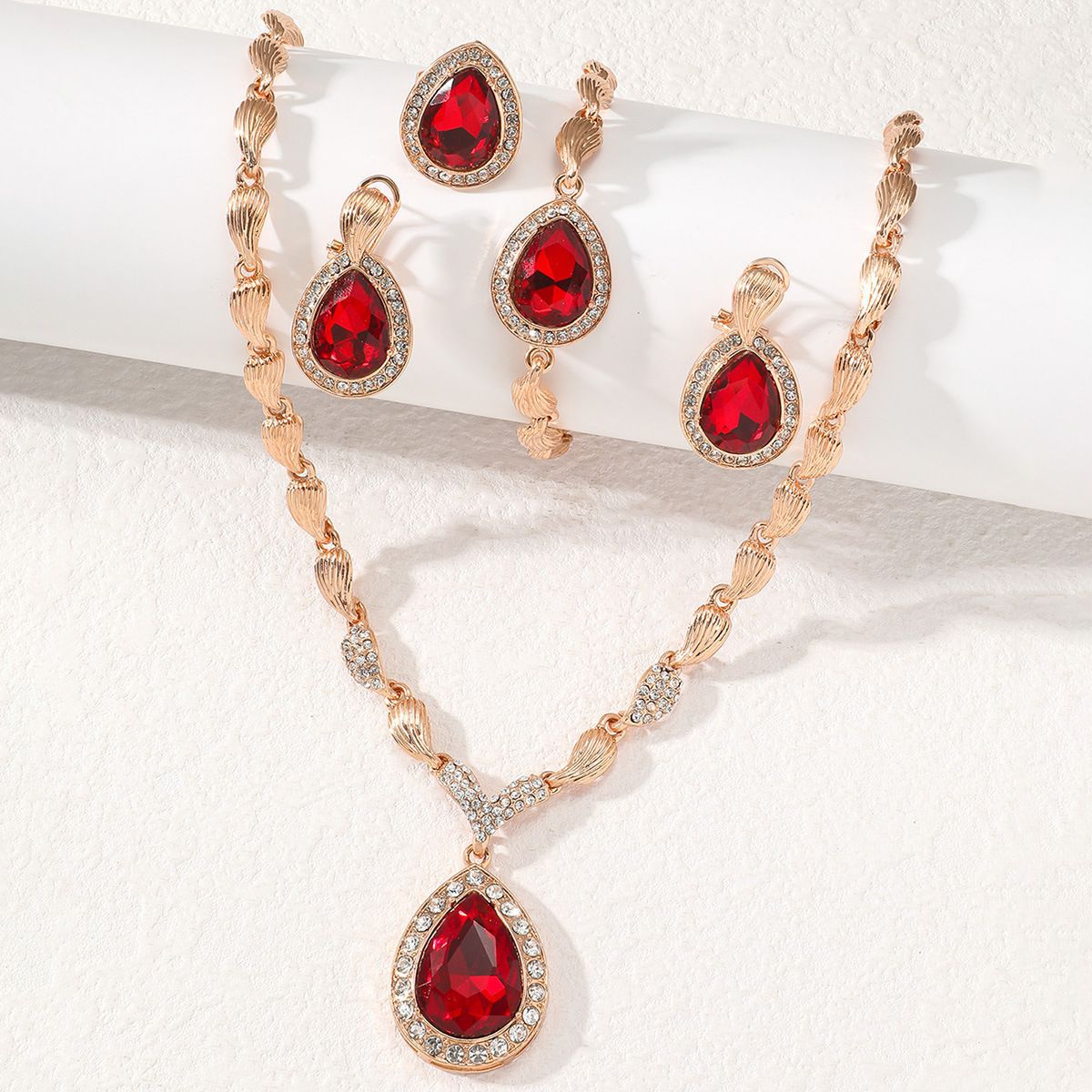 Vintage Fashion Jewelry Set Necklace Earrings Alloy Four-piece Set - kavyachic