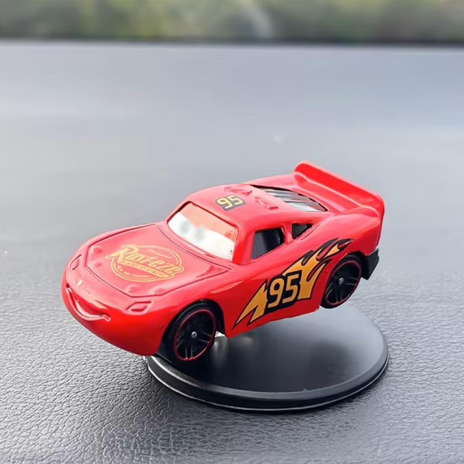 Dashboard Drift Car Alloy Car Model Drifting Spin Ornament, Vehicle Turn and Follow Drift, Cool Dashboard Decoration