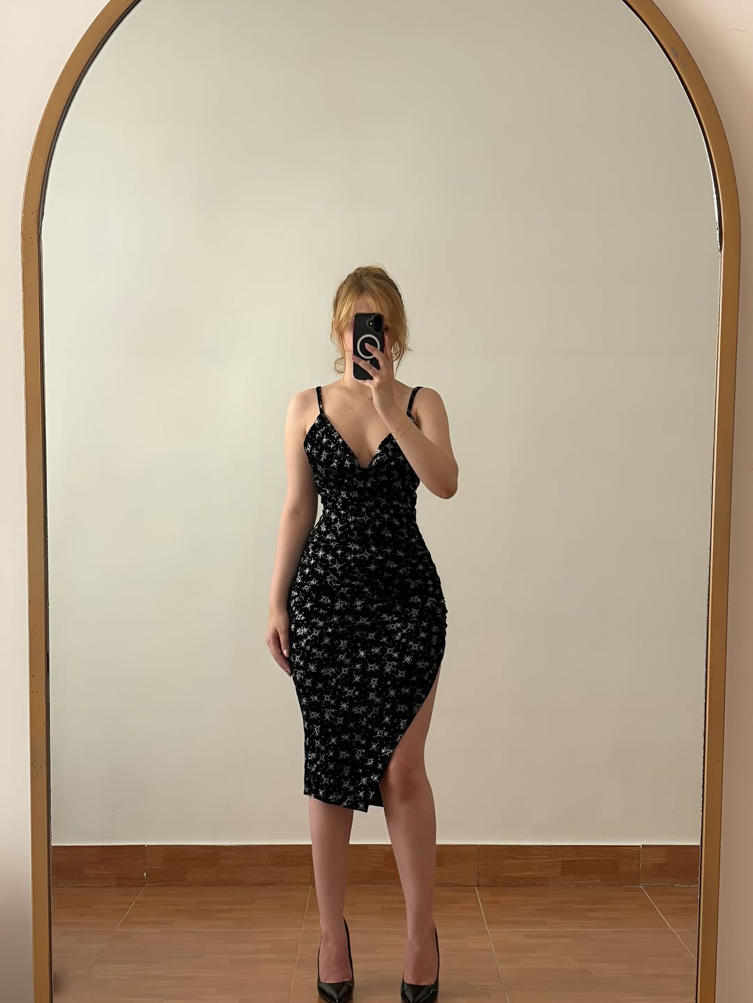 ✨ Starry Night Velvet Dress – Sleek, Sexy & Timeless ✨ - kavyachic